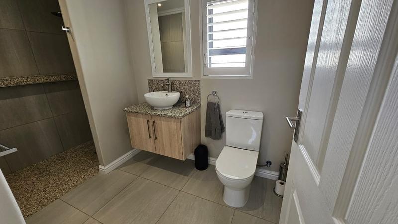 To Let 3 Bedroom Property for Rent in Dwarskersbos Western Cape